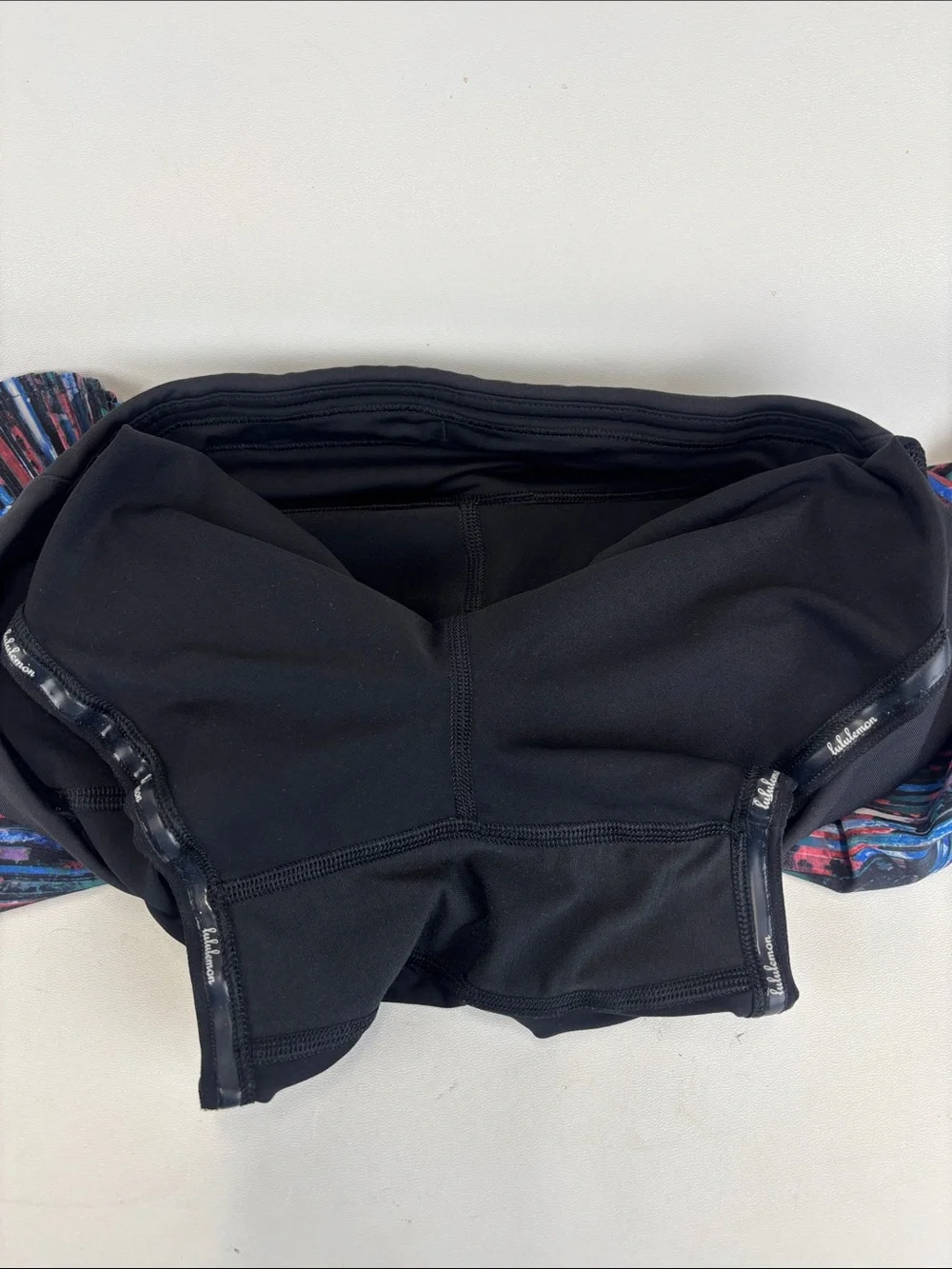 LULULEMON Athletica Play Off The Pleats Skirt 13” Multi Color Striped Size 8